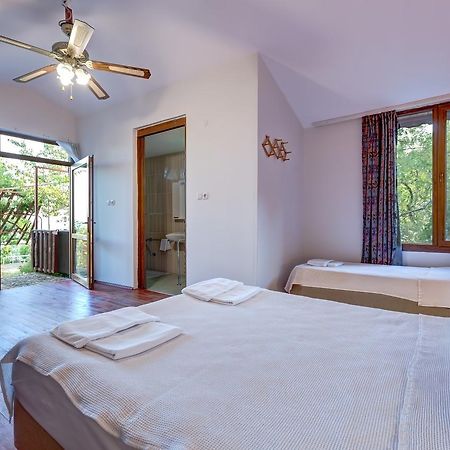 Assos Terrace Hotel Luaran gambar