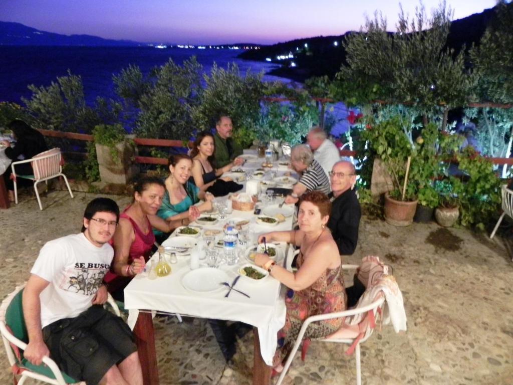 Assos Terrace Hotel Luaran gambar